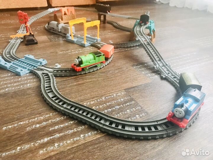 Железная дорога Томас и его друзья