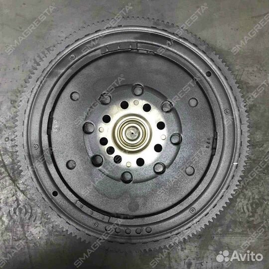 Двухмассовый маховик 415 0187 10
