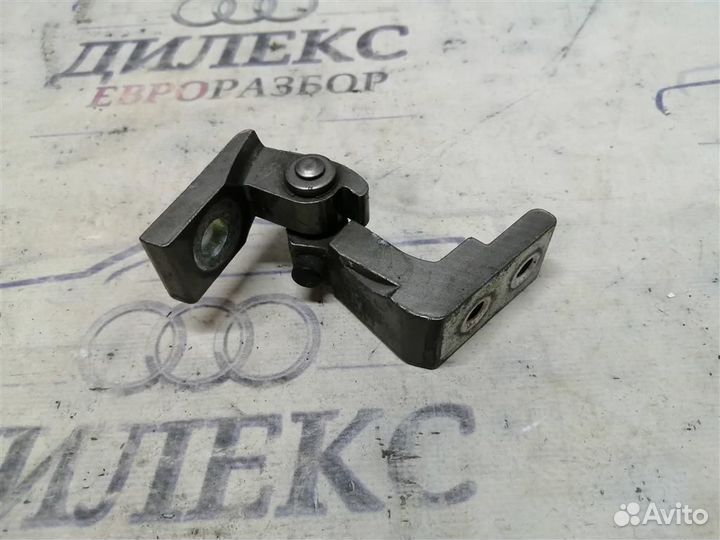 Петля двери задней левой верхняя Audi A6 (C6 4F)