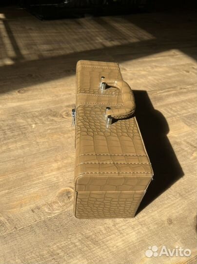 Подарочная коробка под вино