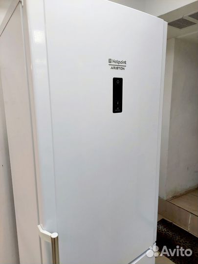 Холодильник Ноуфрост Хотпоинт аристон/Гарантия/Дос