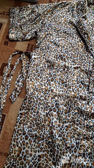 Халат новый шёлковый р.52 54