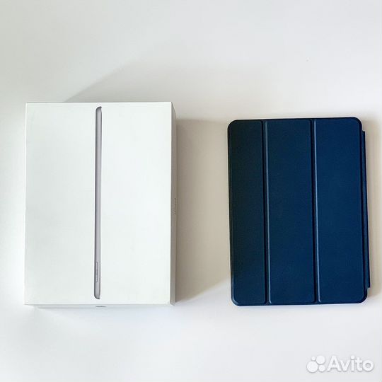 Apple iPad 5 32 Gb Wi-Fi планшет