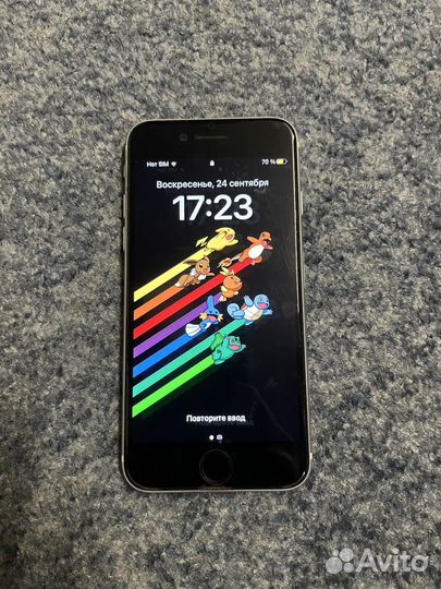 Телефон iPhone se 2020