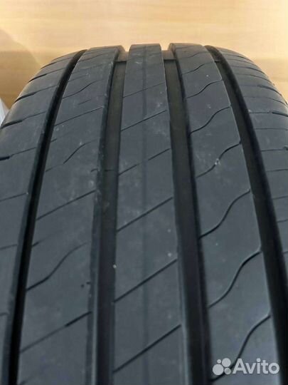 Goodyear EfficientGrip 2 SUV 235/55 R19 105V