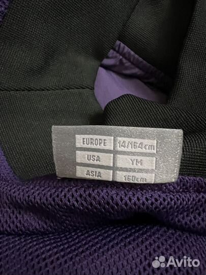 Ветровка Hummel