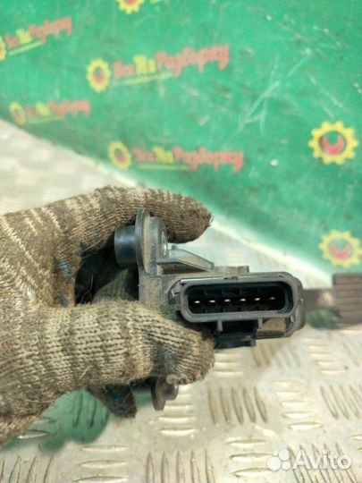 Педаль газа Mitsubishi Outlander 3