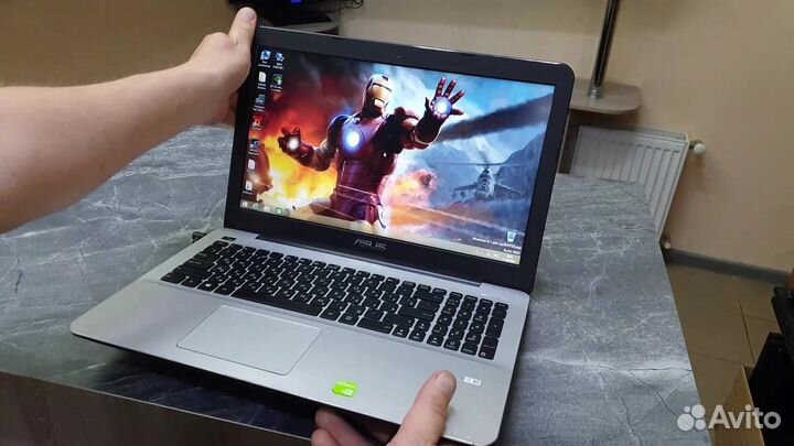 Ноутбук Asus (ssd 256 Гб, видео Nvidia на 2Гб )