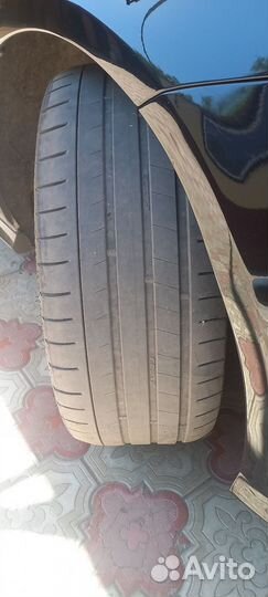 Комплект резины кумхо экста R19