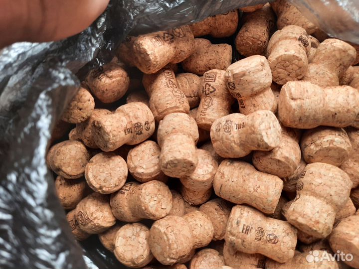 Пробки от шампанского