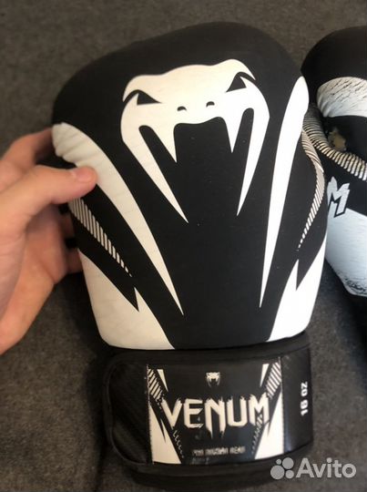 Перчатки боксерские Venum 16 oz