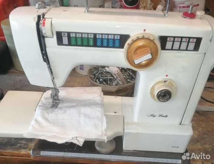 Швейная машина singer