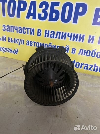 Мотор печки Peugeot 206