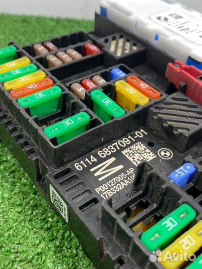 Блок предохранителей задний Bmw 5-Series G30