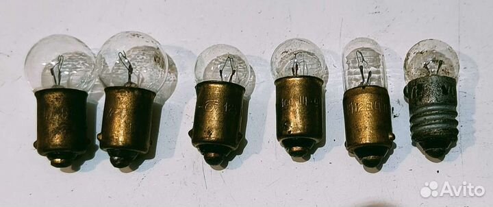 Запчасти для мотоцикла Ява и лампочки 12В