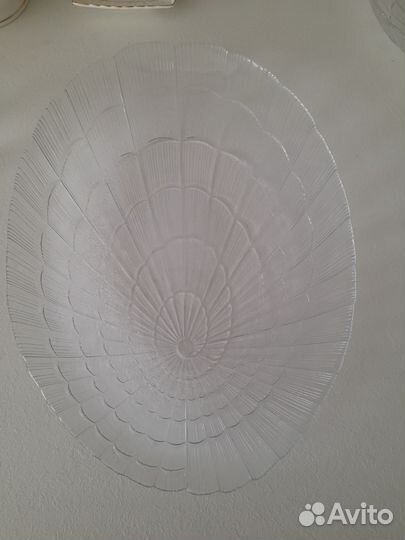 Комплект стеклянных блюд и салатник