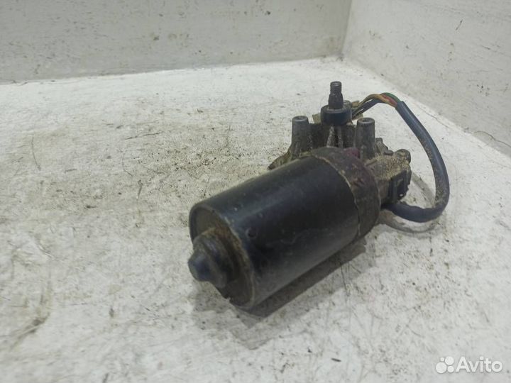 Моторчик стеклоочистителя передний