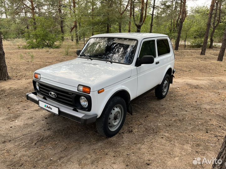 LADA 4x4 (Нива) 1.7 МТ, 2016, 109 000 км