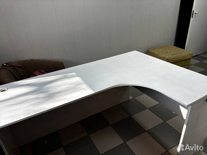 Большой рабочий стол