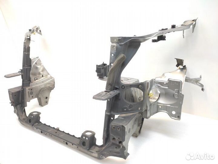 Панель передняя (телевизор) Toyota Alphard ANH15