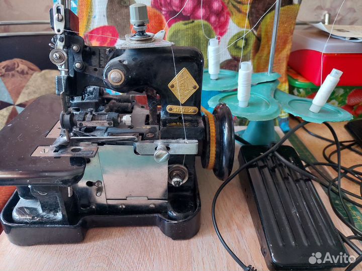 Оверлок для швейной машины
