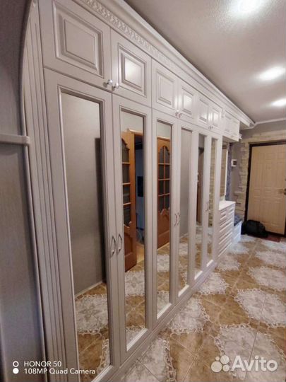 Прихожая в Классическом стиле