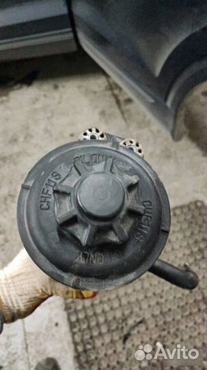 Бачок гур Bmw X5 E70