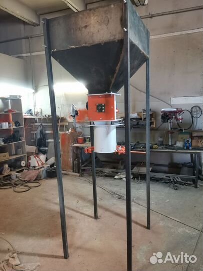 Весовой дозатор дв-3 для сыпучих продуктов (шлюзов