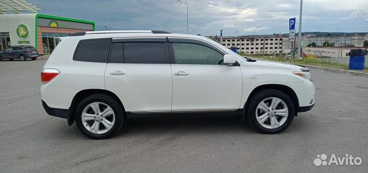 Toyota Highlander 3.5 AT, 2011, 178 883 км