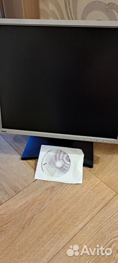 Монитор Benq Q9TS