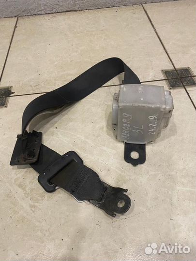 Ремень безопасности задний левый Mitsubishi Lancer