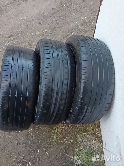 Continental ContiPremiumContact 5 215/60 R16 95