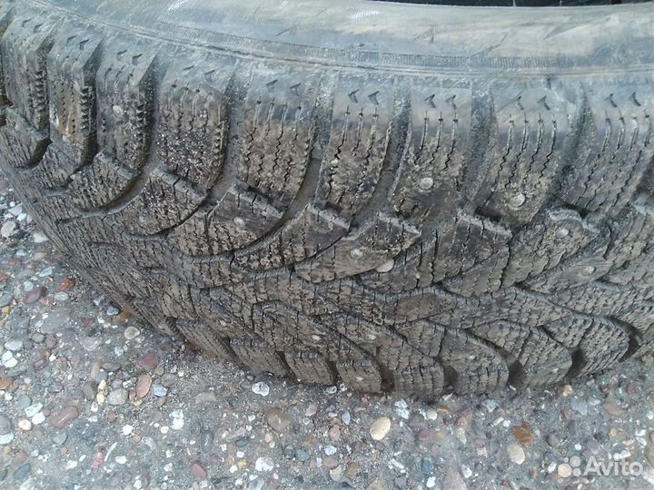 Pirelli Formula Ice 215/60 R17