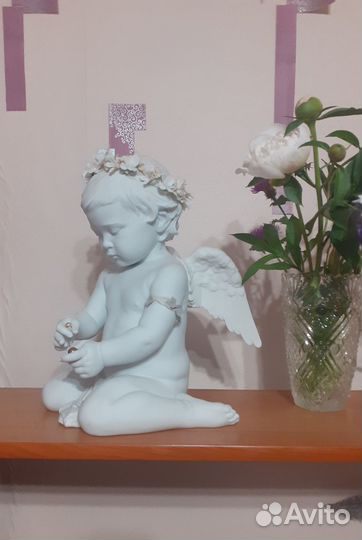 Херувим любви