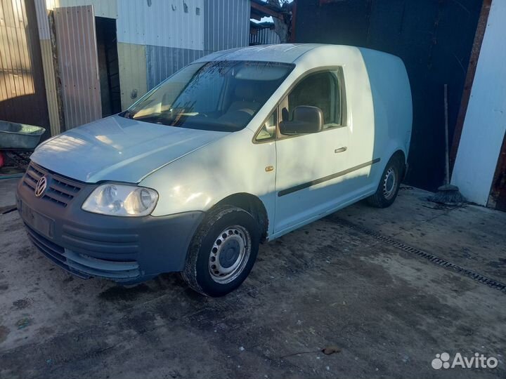 На разбор фольцваген кадди 2006г 2.0 SDI диз