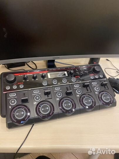 Looper Фразовый семплер boss rc-505