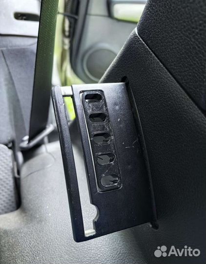 Проставки сидений Nissan X-Trail и Renault Koleos