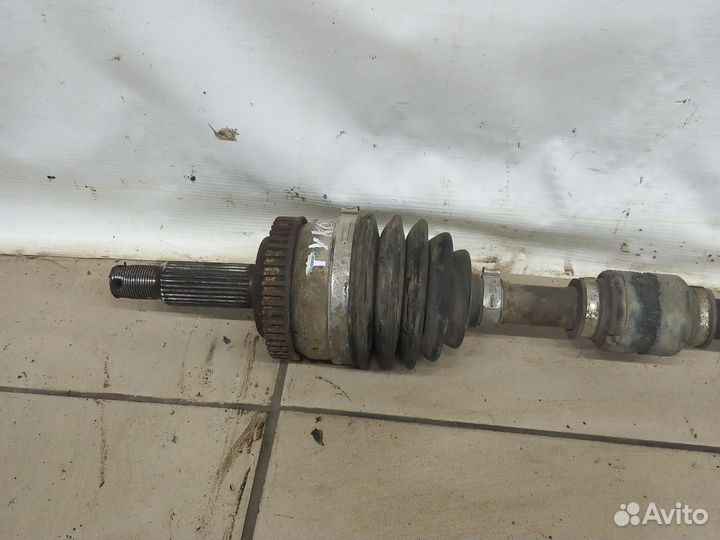 Привод левый АКПП hyundai tucson 1 G4GC 2.0