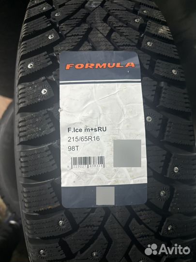 Pirelli Formula Ice 215/65 R16