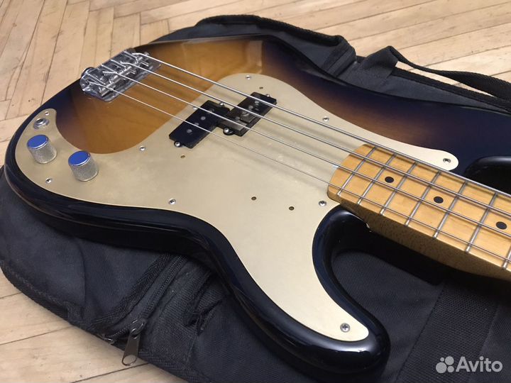 Бас гитара Fender Precision Classic 50 series