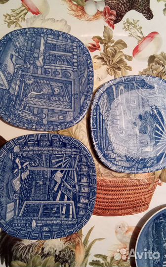 Тарелка настенная фарфор