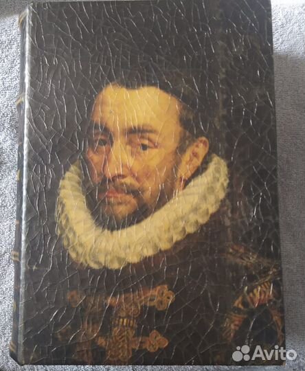 Большая книга-шкатулка подарочный сувенир