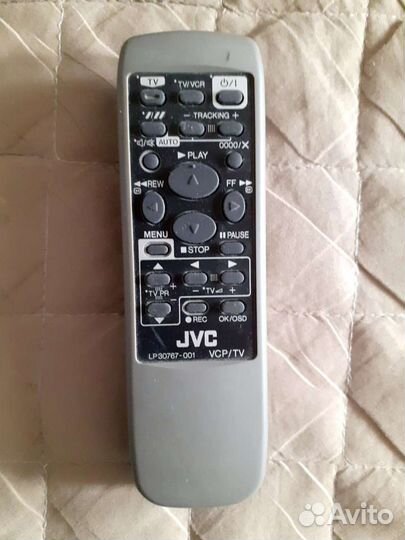 Видеомагнитофон JVC