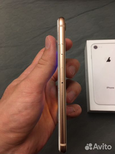 Телефон iPhone 8 64 gb