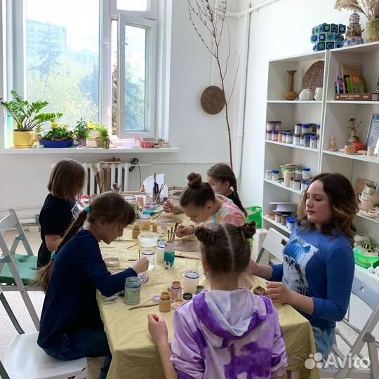 Керамика для взрослых и детей в уютной студии