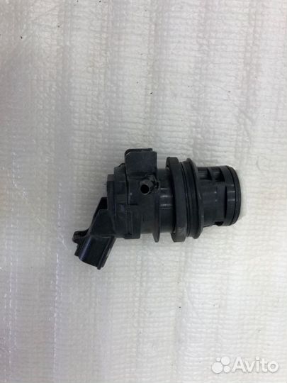 Моторчик омывателя лобового Toyota Camry V50/V55