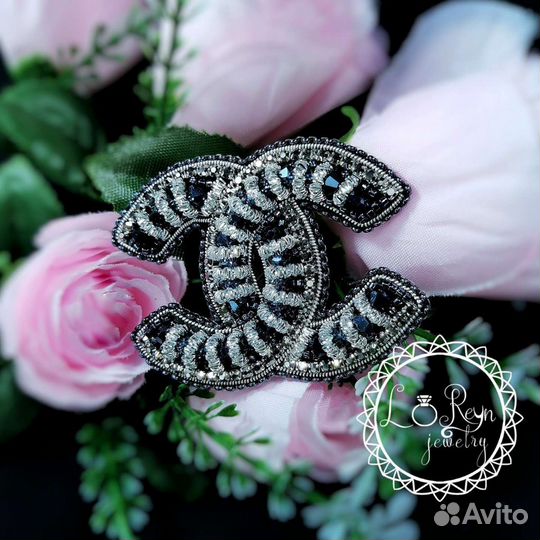 Брошь Шанель ручной работы черная классика