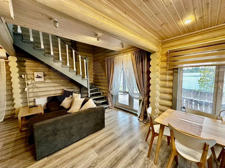 Коттедж 200 м² на участке 24 сот.