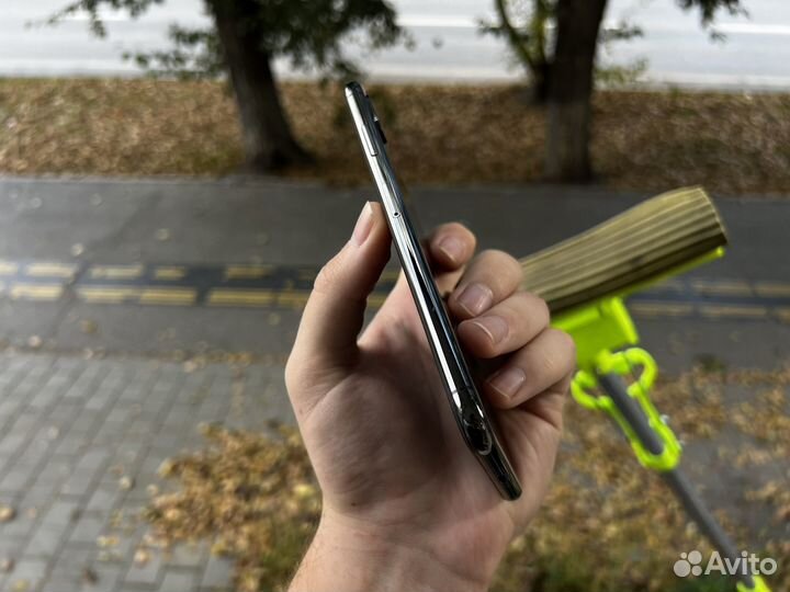 iPhone Xs Max, 64 ГБ