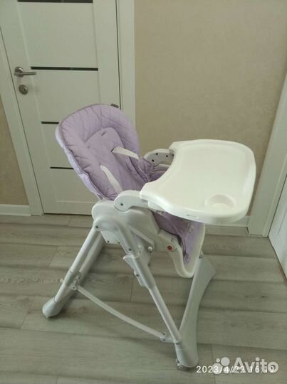 Стульчик для кормления babyton